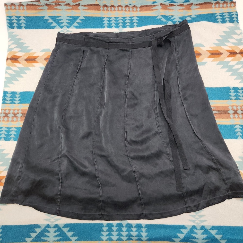 Vintage Y2K Mossimo Black Silk Skirt Side Zip Vertical Paneling Size 16